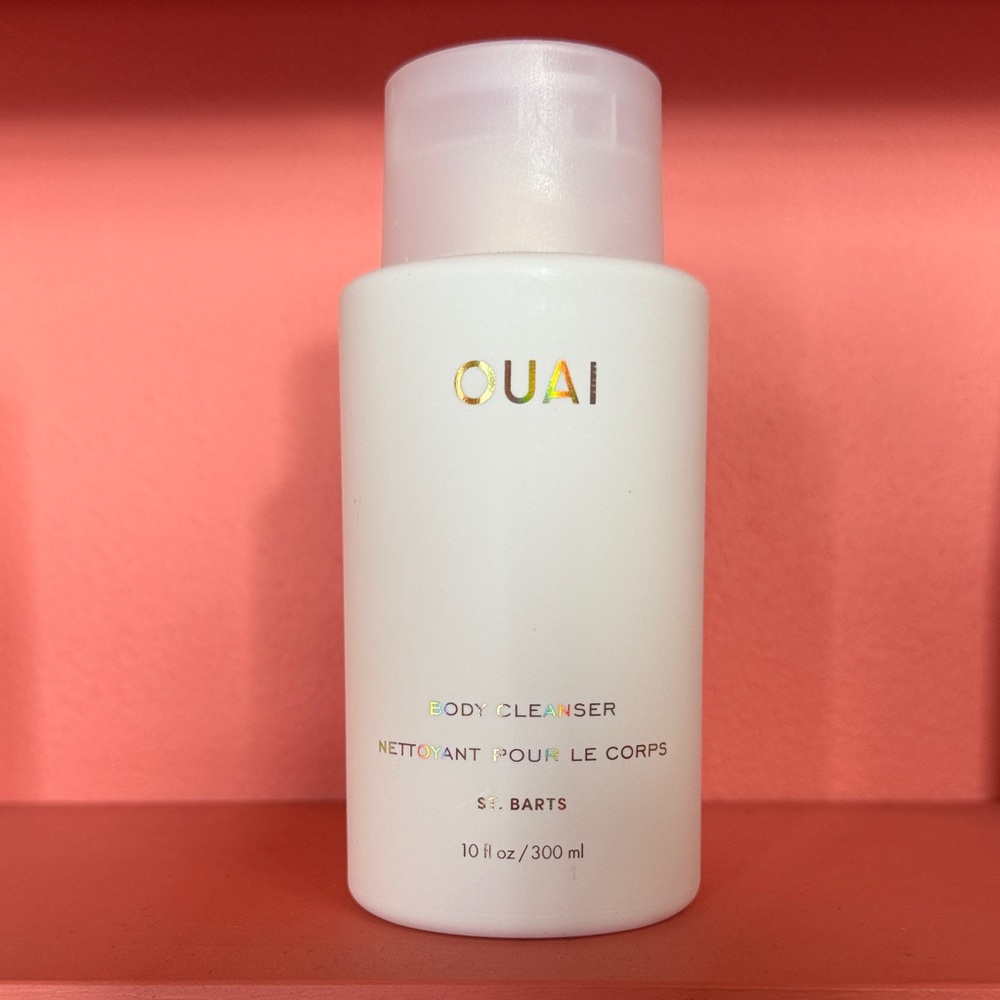 OUAI St. Barts Body Cleanser in White